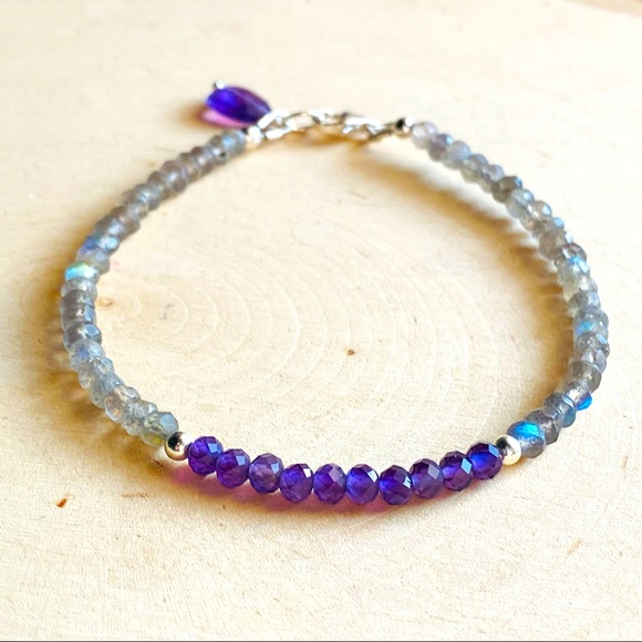 Amethyst & Labradorite Gemstone Beaded Bracelet Natural crystal Jewelry handmade - Picture 4 of 6